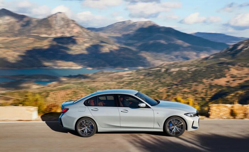 2022 BMW 3 Series Sedan